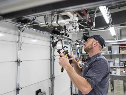 Garage Door Repair service in Fort Lauderdale, FL